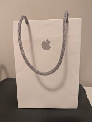 Apple αυθεντική χάρτινη τσάντα μεταχειρισμένη