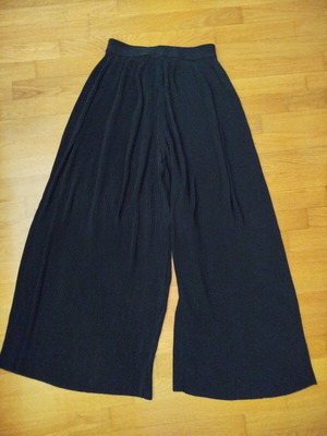 Zara black pleated palazzo pants wide-leg XS like new