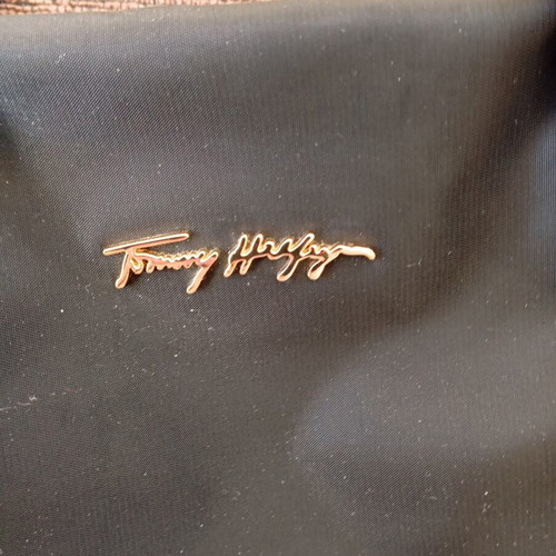 Tommy Hilfiger Shoulder Bag Like New Black
