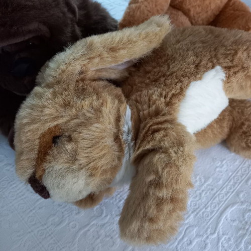 Plush animals pack of 3 like new, German origin