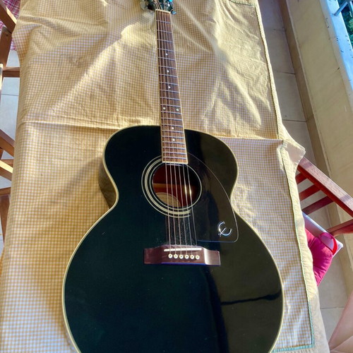 Epiphone SJ-15 Super Jumbo acoustic guitar like new