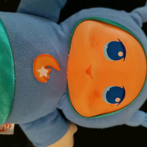 Musical children's doll like new with light and washable mechanism