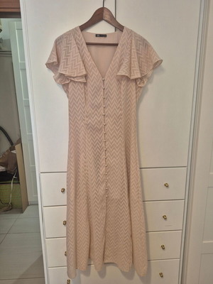 Φόρεμα Zara ροζ nude με κουμπιά