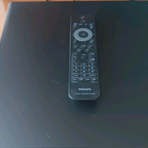 Philips DVD player with 4 speakers and subwoofer used