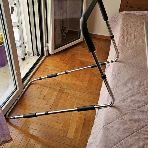 Bed safety rail new, supportive handle for children and elderly