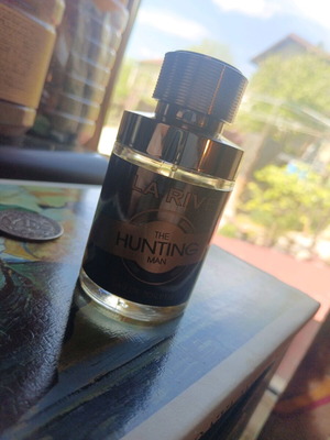 La Rive Hunting Man Eau de Toilette 75 ml like new