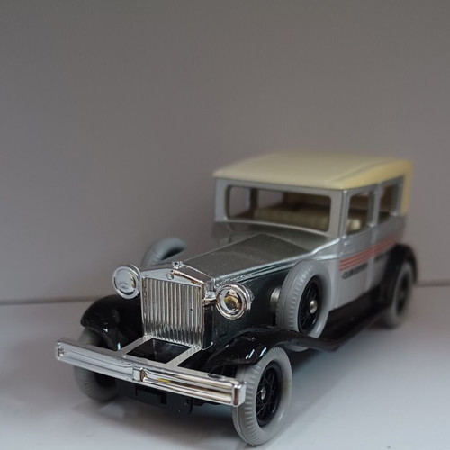 Lledo Club Collection Limited Edition Rolls Royce new, silver and white