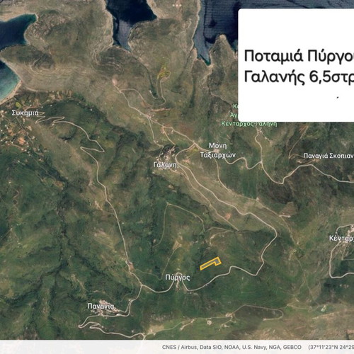 Land 6,500 sqm in Serifos with small-scale permit and sea view