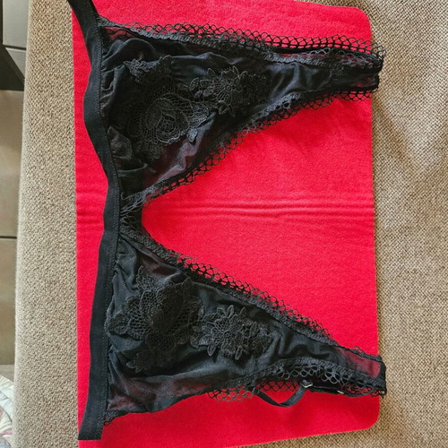 Bralette Intimissimi transparent with flowers, very soft lace, like new