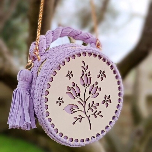 Wooden knitted handmade Calypso bag new lilac with gold chain