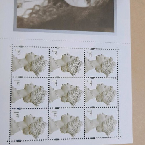 UK Booklet Stamps Queen Elizabeth Queen Mother new