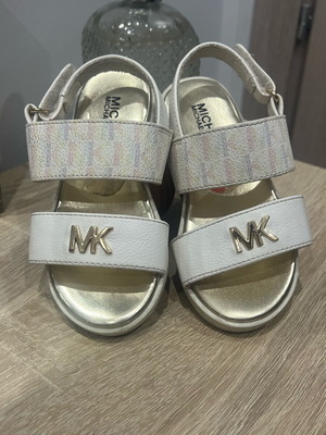 Michael Kors παιδικά πέδιλα σαν καινούργια, μέγεθος 23, άσπρα και χρυσαφί