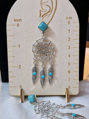 Dreamcatcher earrings new with turquoise stone and silver details