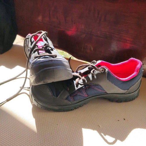 Decathlon Quechua sneakers like new, women's sport shoes size 38, blue and pink