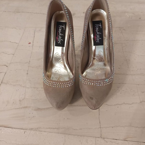 Closed gray pumps like new, size 35