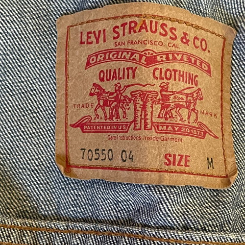 Levi's Original Trucker Denim Jacket Size M like new, blue