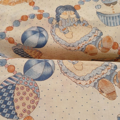 Nursery and children's room curtain like new, 1.60x2.20 m, with tape and ruffles