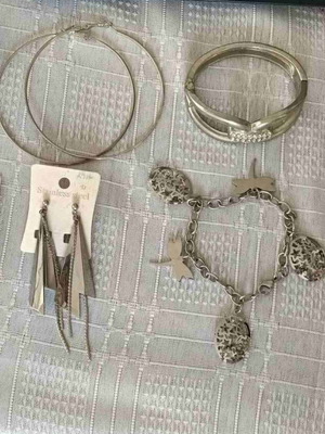 Set of 10 silver-tone jewelry pieces
