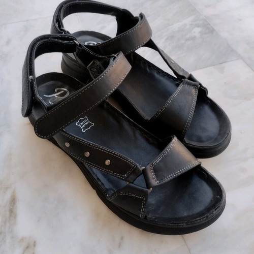 Leather Parex sandals black like new