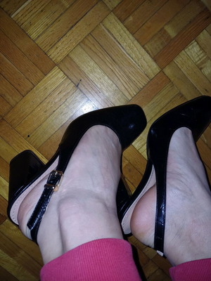 Black pumps used, size 37, comfortable shoes