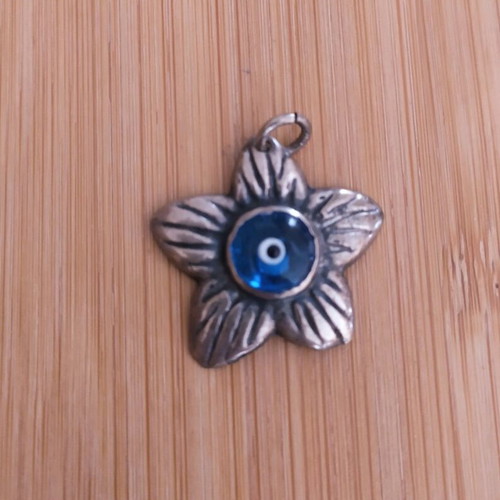 Silver .925 pendant amulet new with evil eye