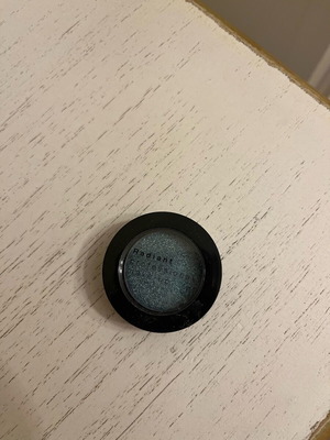 Radiant eyeshadow like new without original packaging