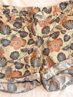 Up Fashion women's cotton shorts like new, tropical pattern, EU 44 L-XL