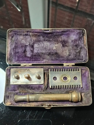 Vintage σετ ξυριστικής μηχανής ασφαλείας Gillette Pocket Edition μεταχειρισμένο