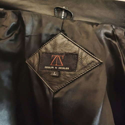 Genuine leather coat new, black, size L