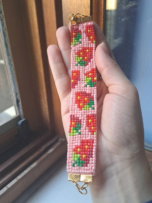 Women's bracelet with strawberries new, handmade