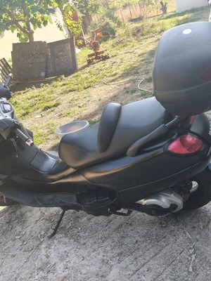 Piaggio X9 500 scooter 2008