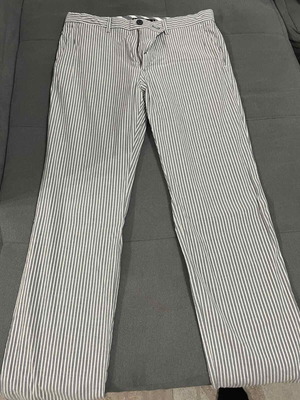 Tommy Hilfiger chino like new, size M