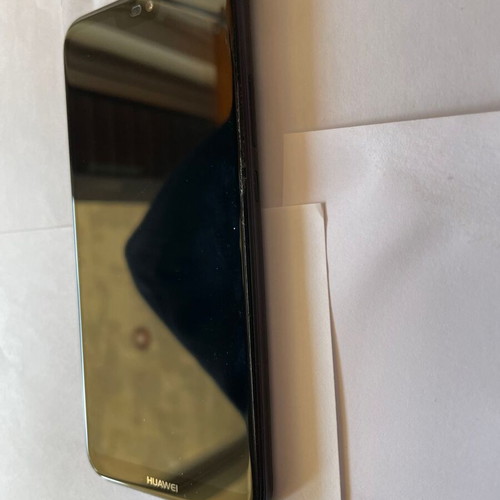 Huawei P20 Lite 4GB/64GB μεταχειρισμένο, μαύρο, με κίτρινη γραμμή στην οθόνη