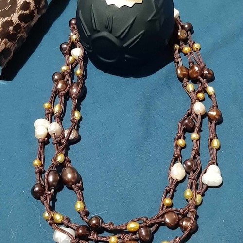 Necklace with real pearls new, very long, from personal collection