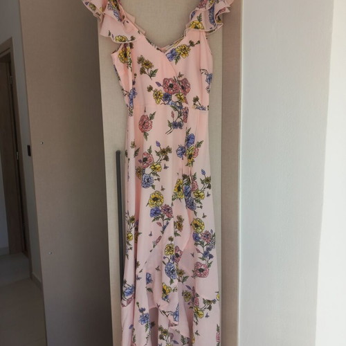 Pink Tom Tailor dress like new with flowers and front slit