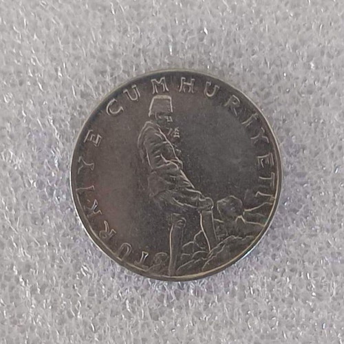 Turkey 1972 2½ Lira coin AE-19