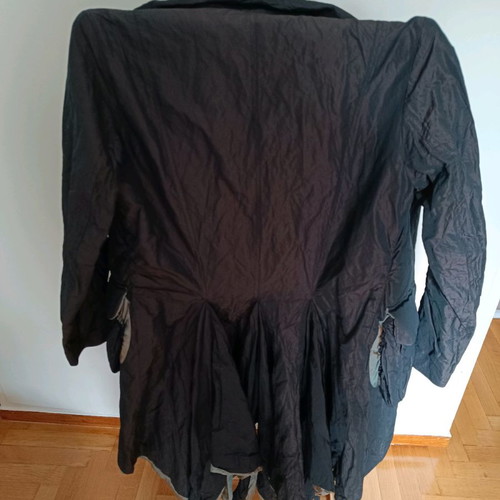 Theatrale coat used, size M, black, from Paris