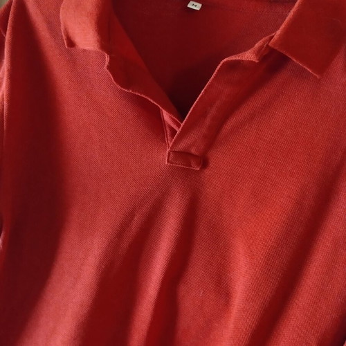 Men's shirt size M like new, red