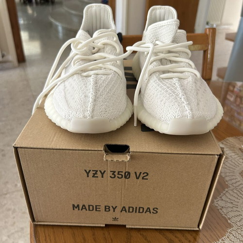 Yeezy Boost 350 v2 Bone sneakers new