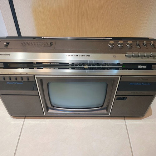 Philips Combi TC 10 used radio and TV with cassette