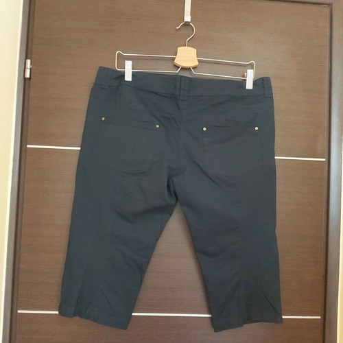 Julia Bergovich blue bermuda shorts size L like new