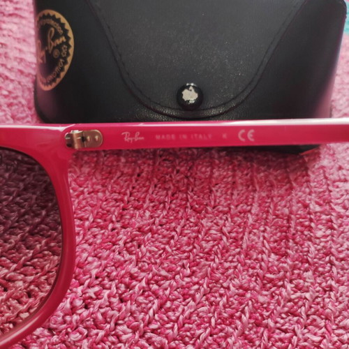 Ray Ban 4126 sunglasses used, fuchsia color