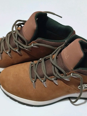Timberland casual shoes like new, size 43, white and brown