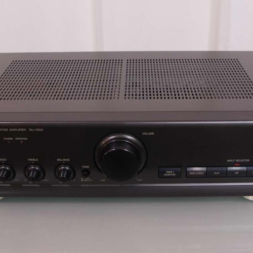 Technics SU-V500 stereo amplifier used with phono input and Class A sound