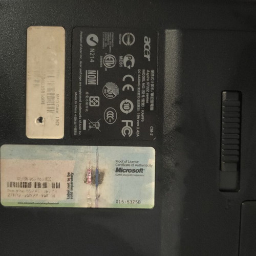 Acer laptop used with broken screen for spare parts