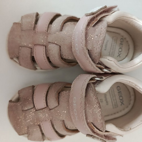 Geox Macchia sandals for girl used, pink size 22