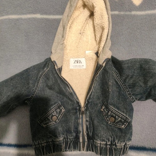Zara jacket 9-12 months like new