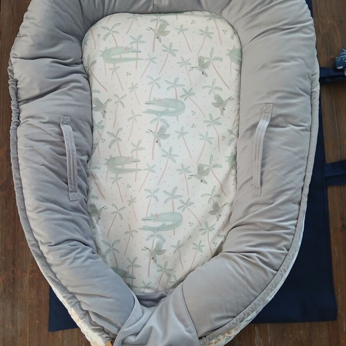 La Millou baby nest with cover like new
