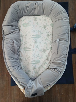 La Millou baby nest with cover like new