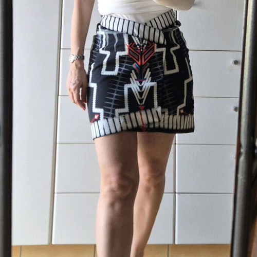 Peace And Chaos wrap skirt new, black and white